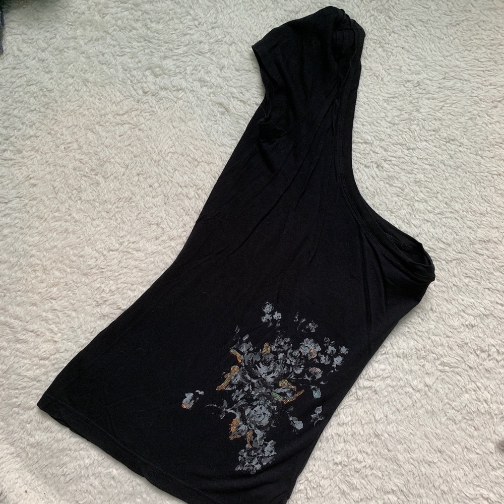 SOLD: Guess Shirt